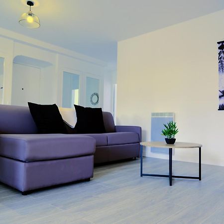 Calypso- Grand T3 70 M2 - Arrivee Autonome - Parking Prive Gratuit Apartment Melun Luaran gambar