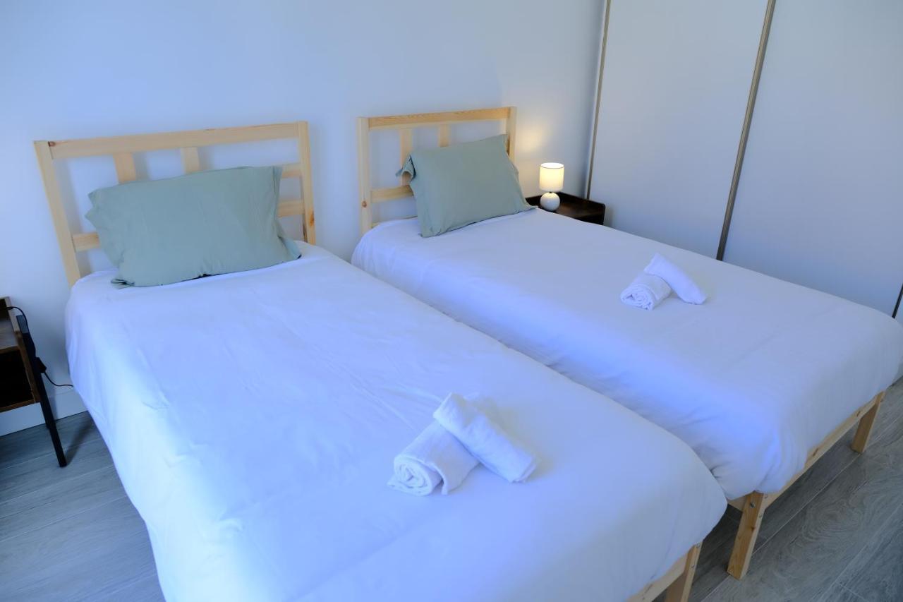 Calypso- Grand T3 70 M2 - Arrivee Autonome - Parking Prive Gratuit Apartment Melun Luaran gambar