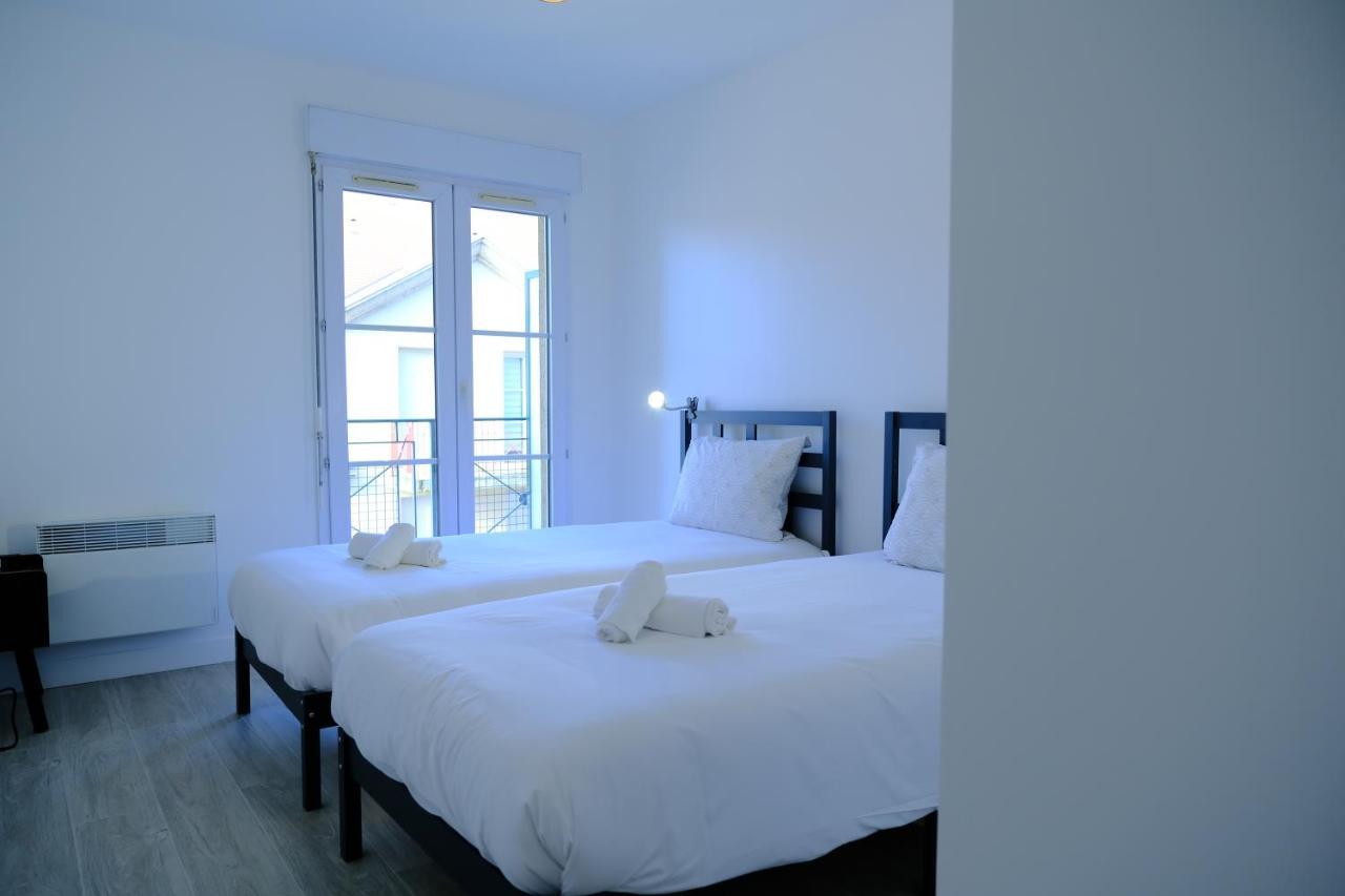 Calypso- Grand T3 70 M2 - Arrivee Autonome - Parking Prive Gratuit Apartment Melun Luaran gambar